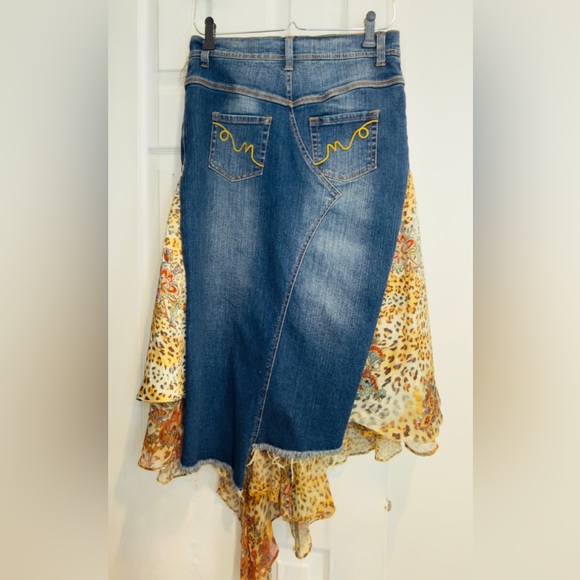 Alberto Makali Blue and Multicolor Midi Skirt - Picture 8 of 10